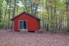 1-bedroom-cabin-exterior